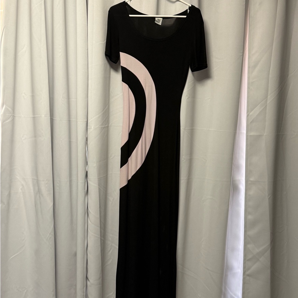 Elegant Black and Pink Maxi Dress